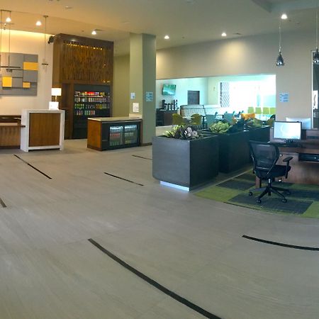 Holiday Inn Express & Suites Mexicali By Ihg Bagian luar foto