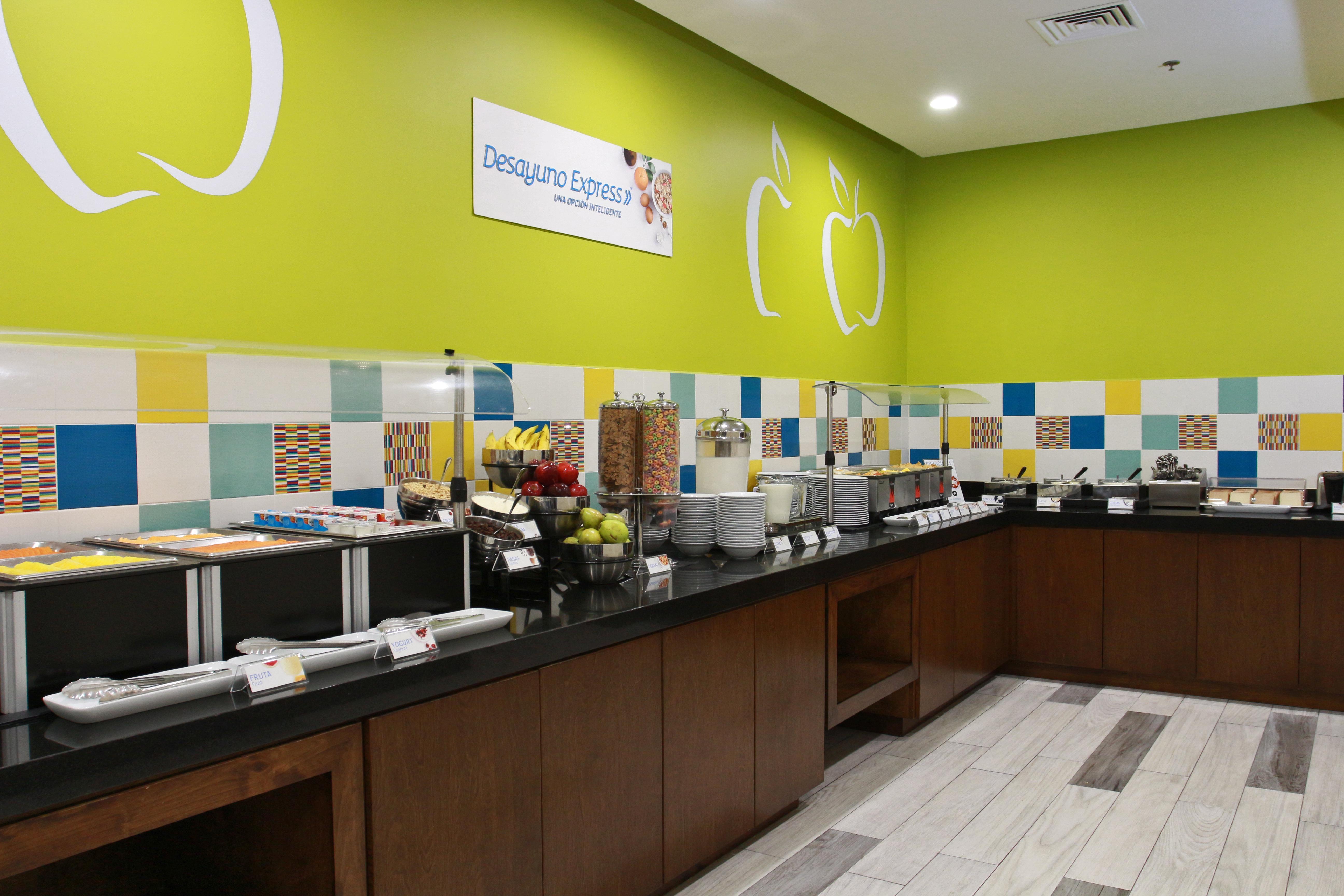 Holiday Inn Express & Suites Mexicali By Ihg Bagian luar foto