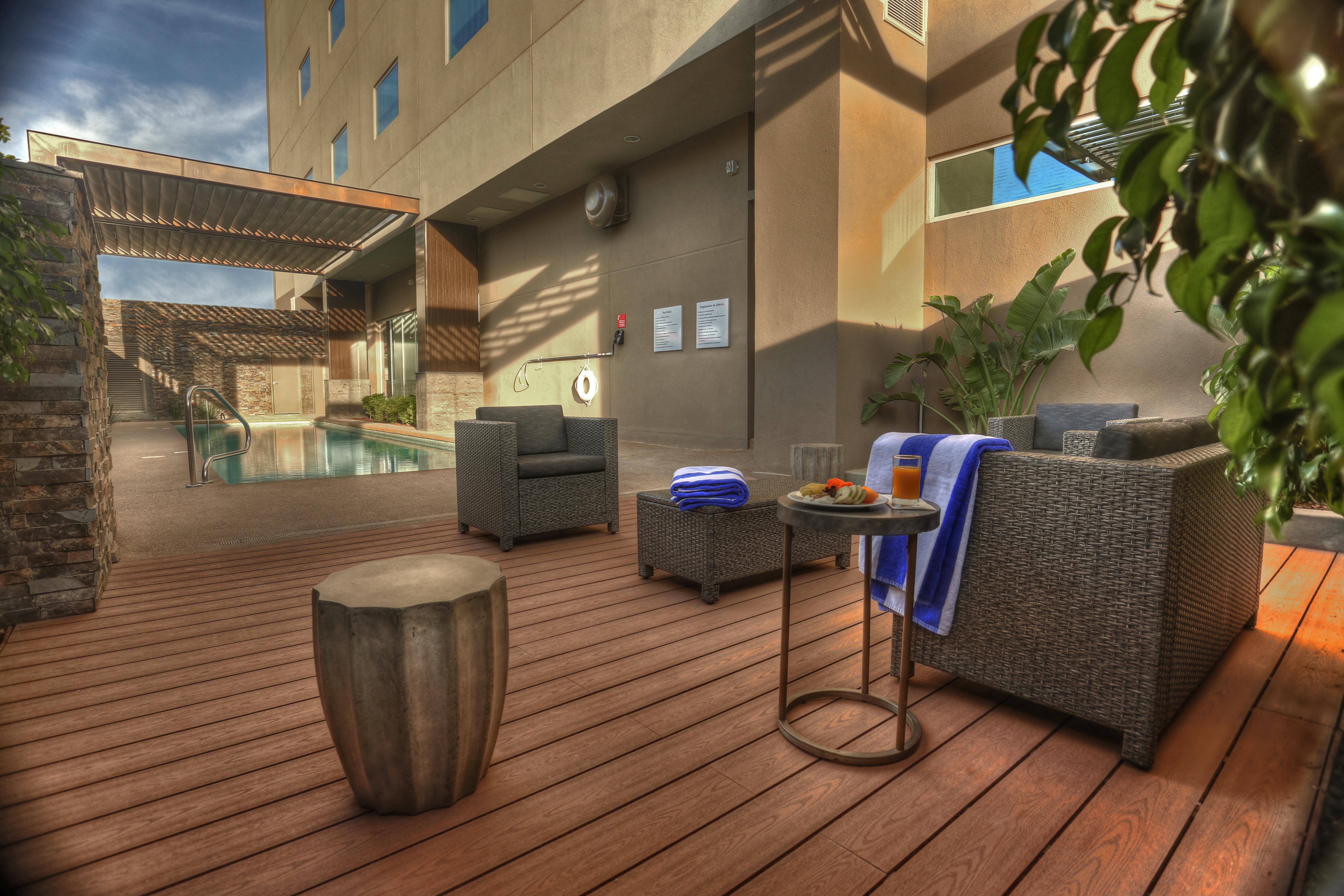 Holiday Inn Express & Suites Mexicali By Ihg Bagian luar foto