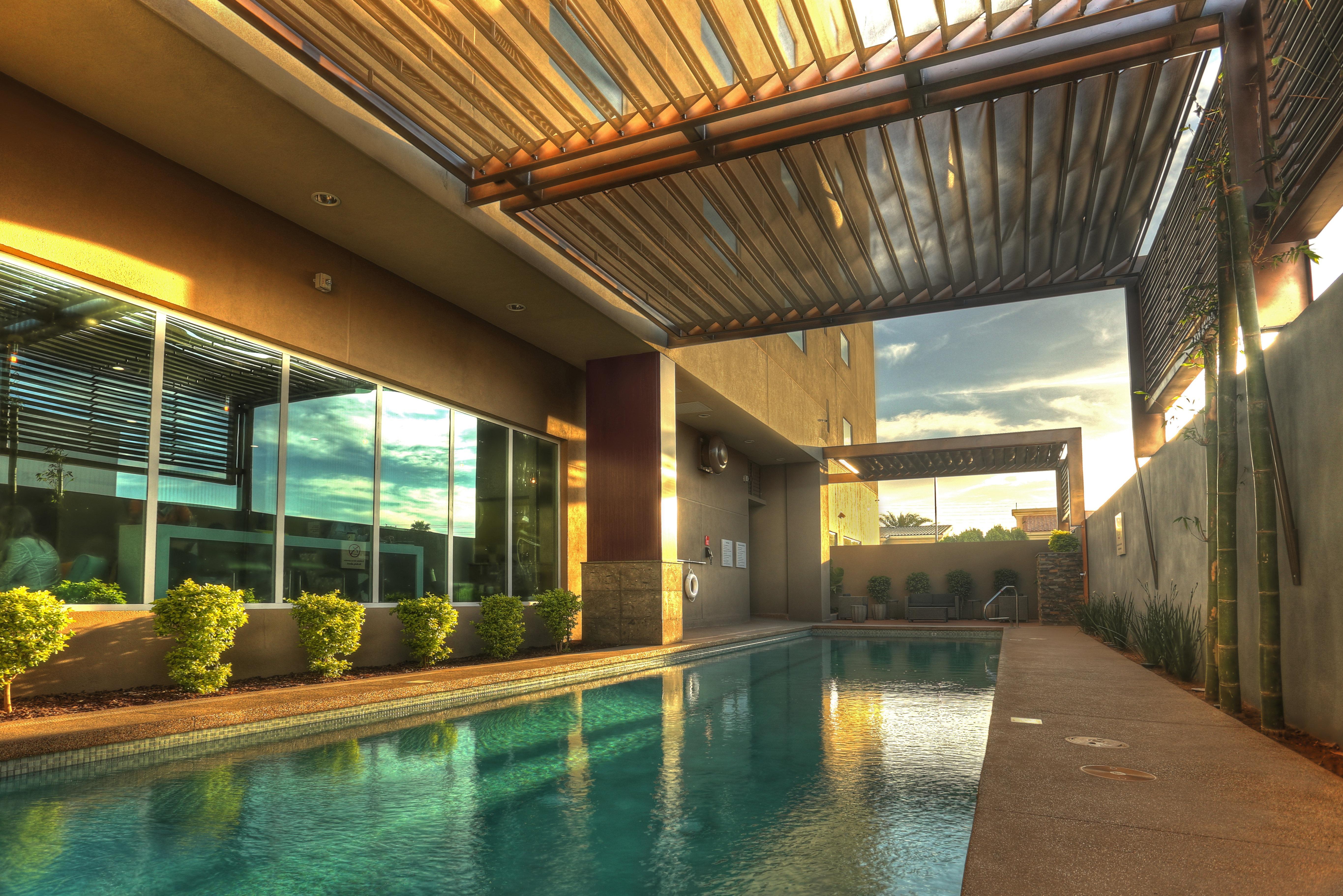 Holiday Inn Express & Suites Mexicali By Ihg Bagian luar foto