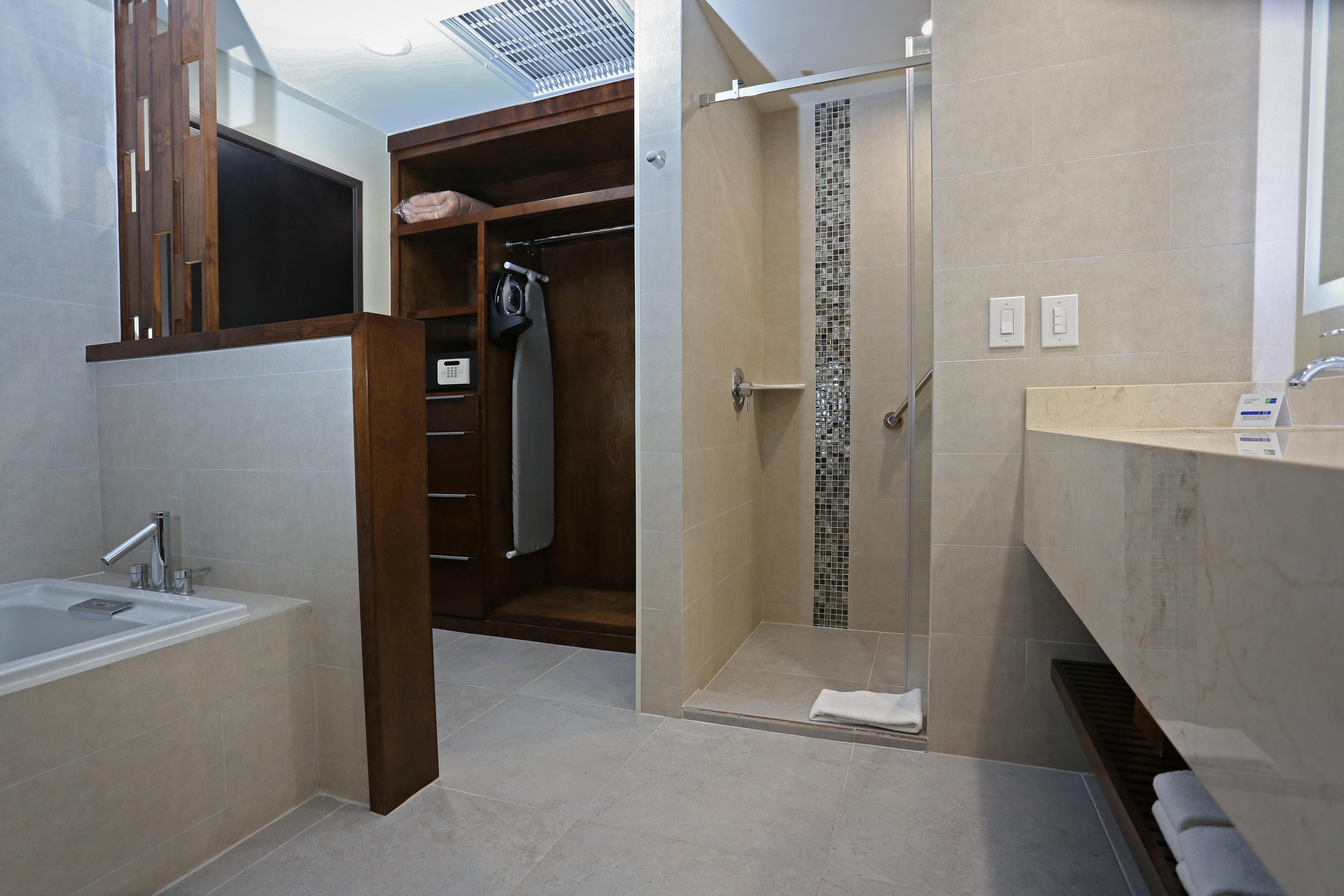 Holiday Inn Express & Suites Mexicali By Ihg Bagian luar foto
