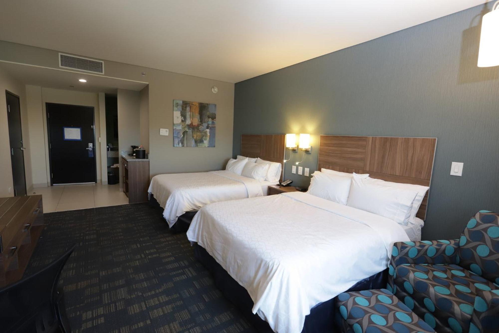 Holiday Inn Express & Suites Mexicali By Ihg Bagian luar foto